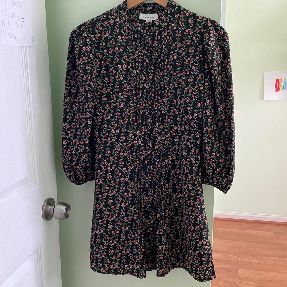 NWOT Women’s Topshop Floral Mini Dress Sz 0